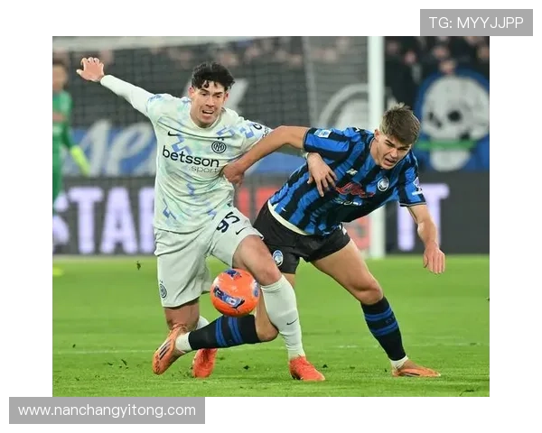 全球顶级足球赛事直播与精彩赛况实时报道平台